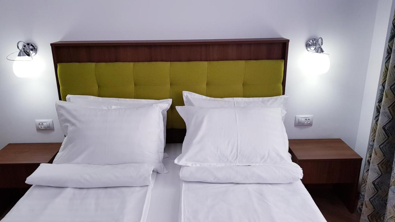 Helios Hotel Sulina Buitenkant foto